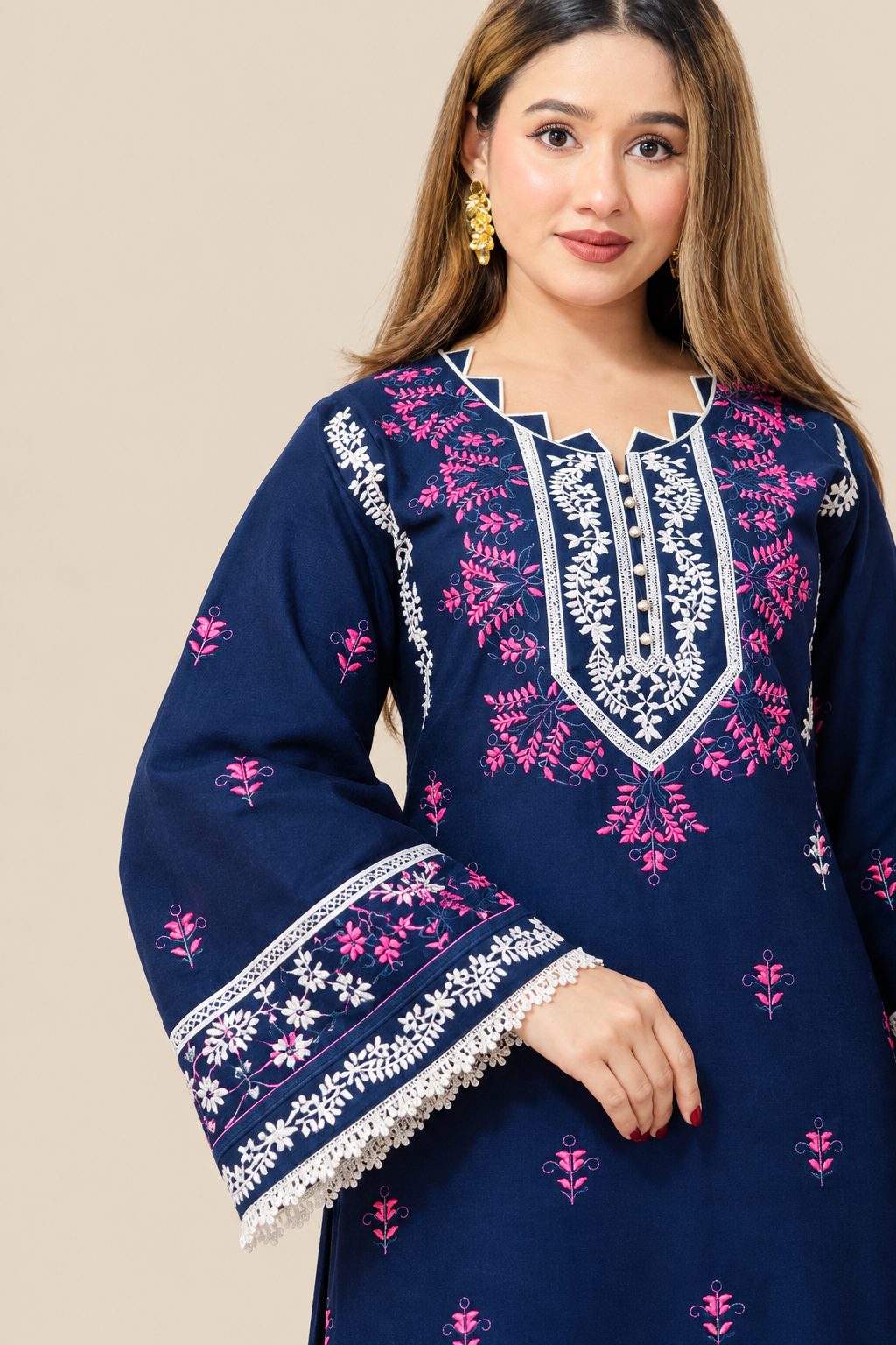Sleeve embroidery detail